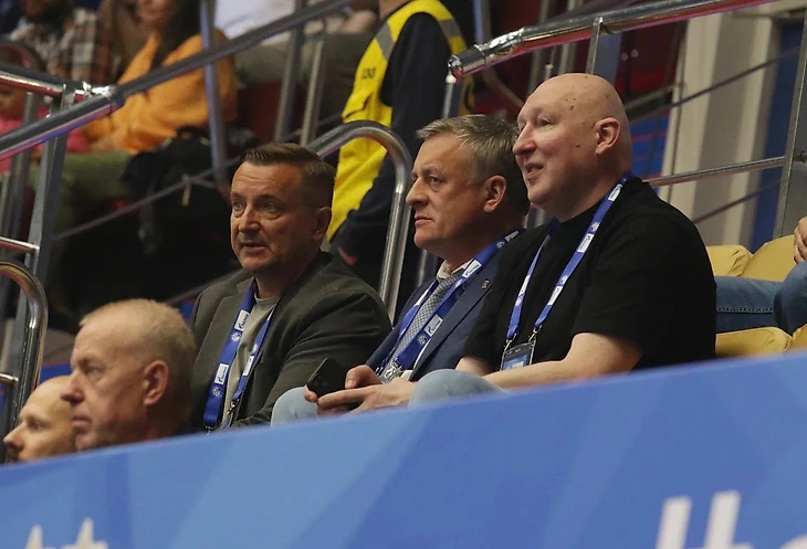 SEHA-Gazprom League. Битва талисманов и парашют для Попова. Как Питер встречал &quot;финал четырёх”, изображение №9