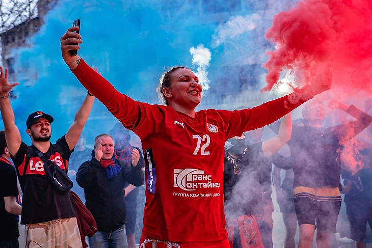 Венгрия. Драгана Цвиич: "За ЦСКА болею — будто смотрю футбольную Лигу чемпионов!", изображение №1