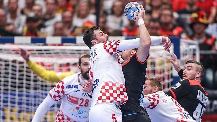 ЧЕ-2020. Испанцы и хорваты в приятном предвкушении. Немцы в большой печали, изображение №4