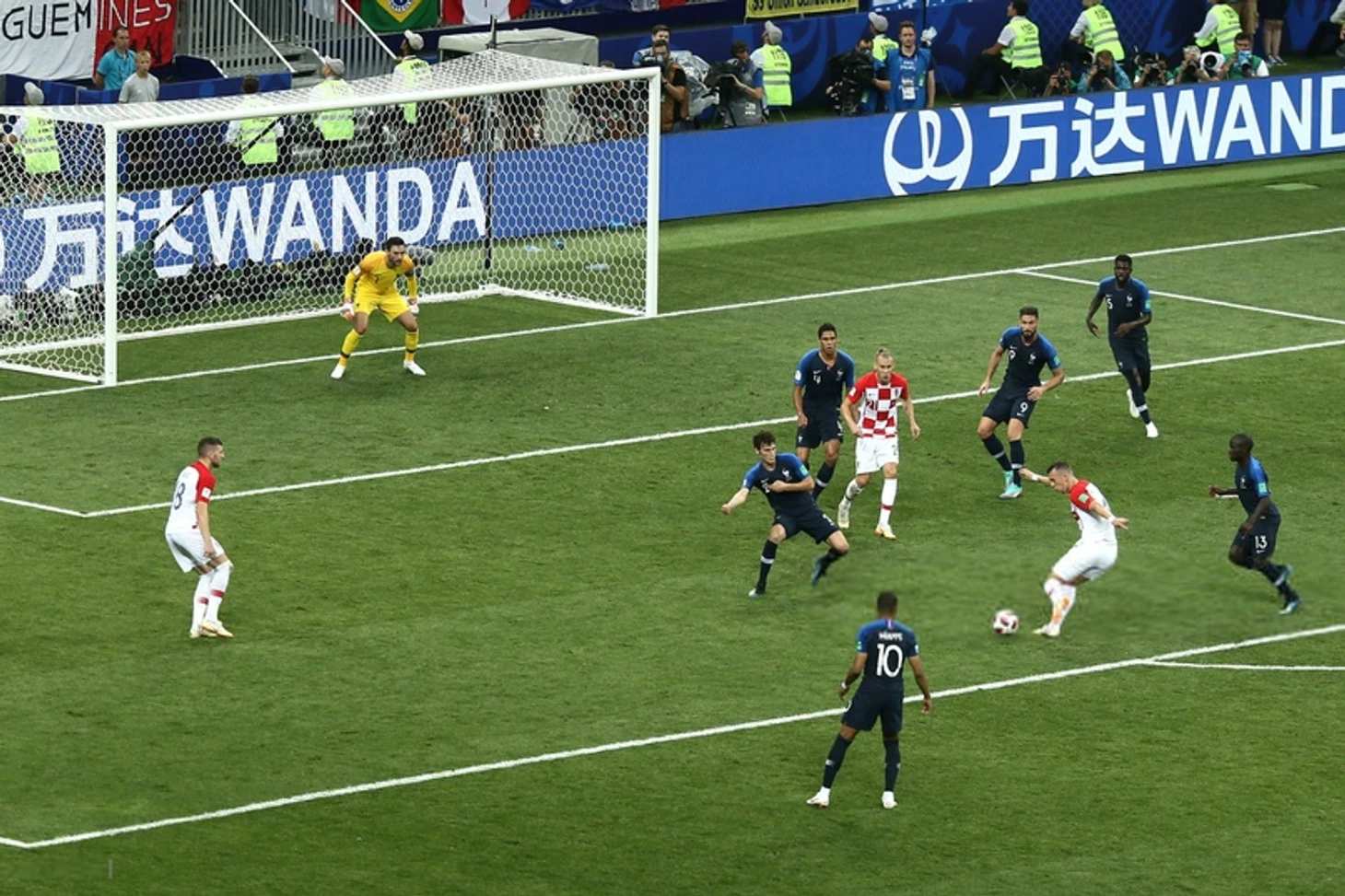 Иван Перишич сравнивает счет | Getty Images