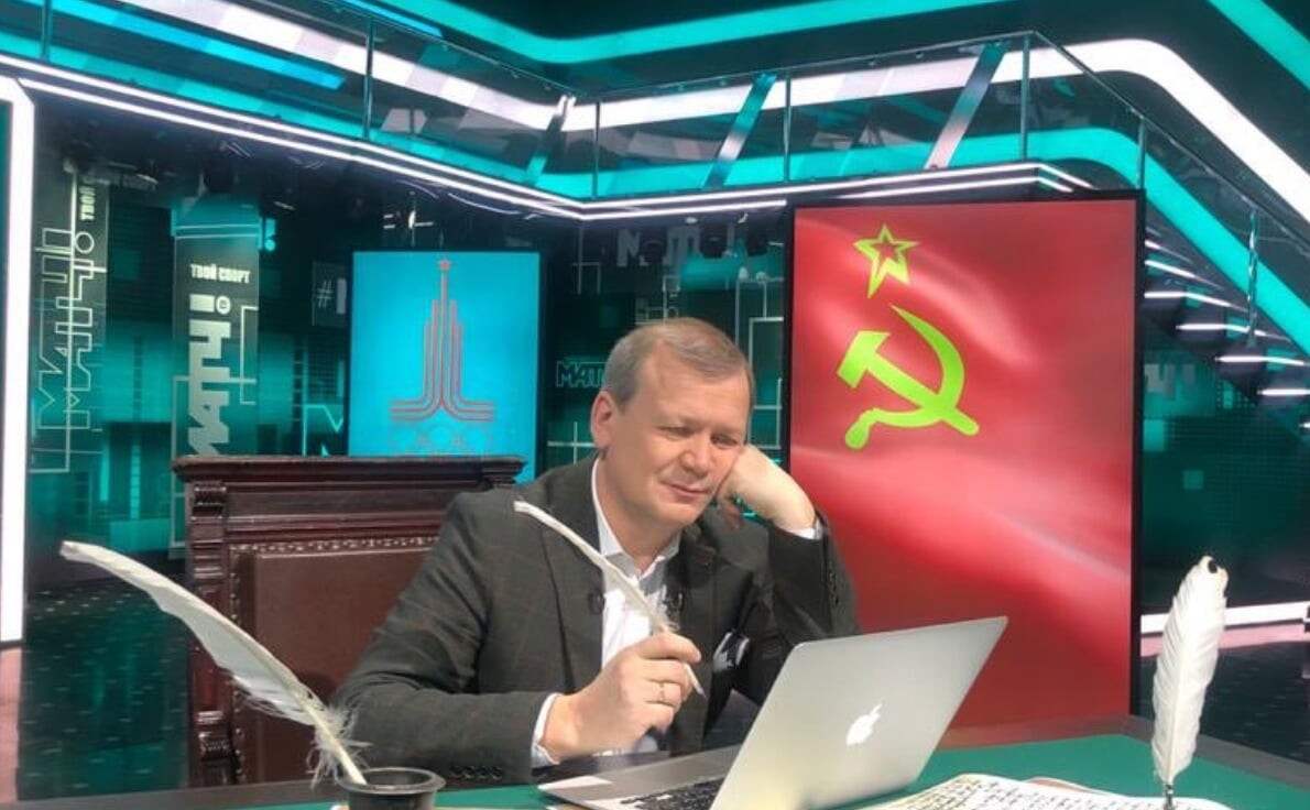 Еще одно последствие матча «Спартак» – «Сочи»: истерика Шмурнова и отстранение (?). Он говорит, что просто уехал в отпуск в Калининград