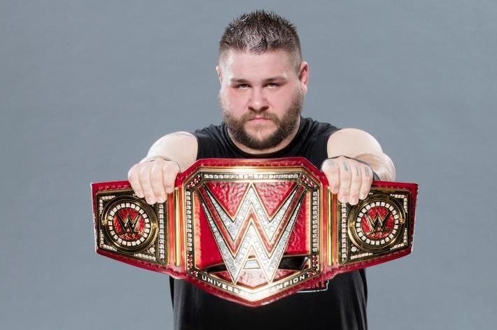 Чемпион Вселенной WWE