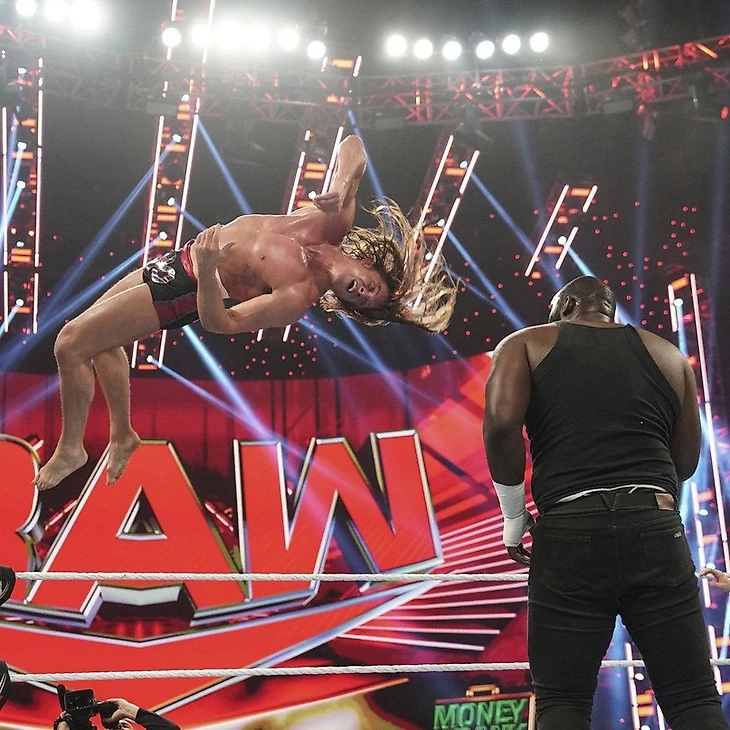 Обзор WWE Monday Night RAW 20.06.2022, изображение №12