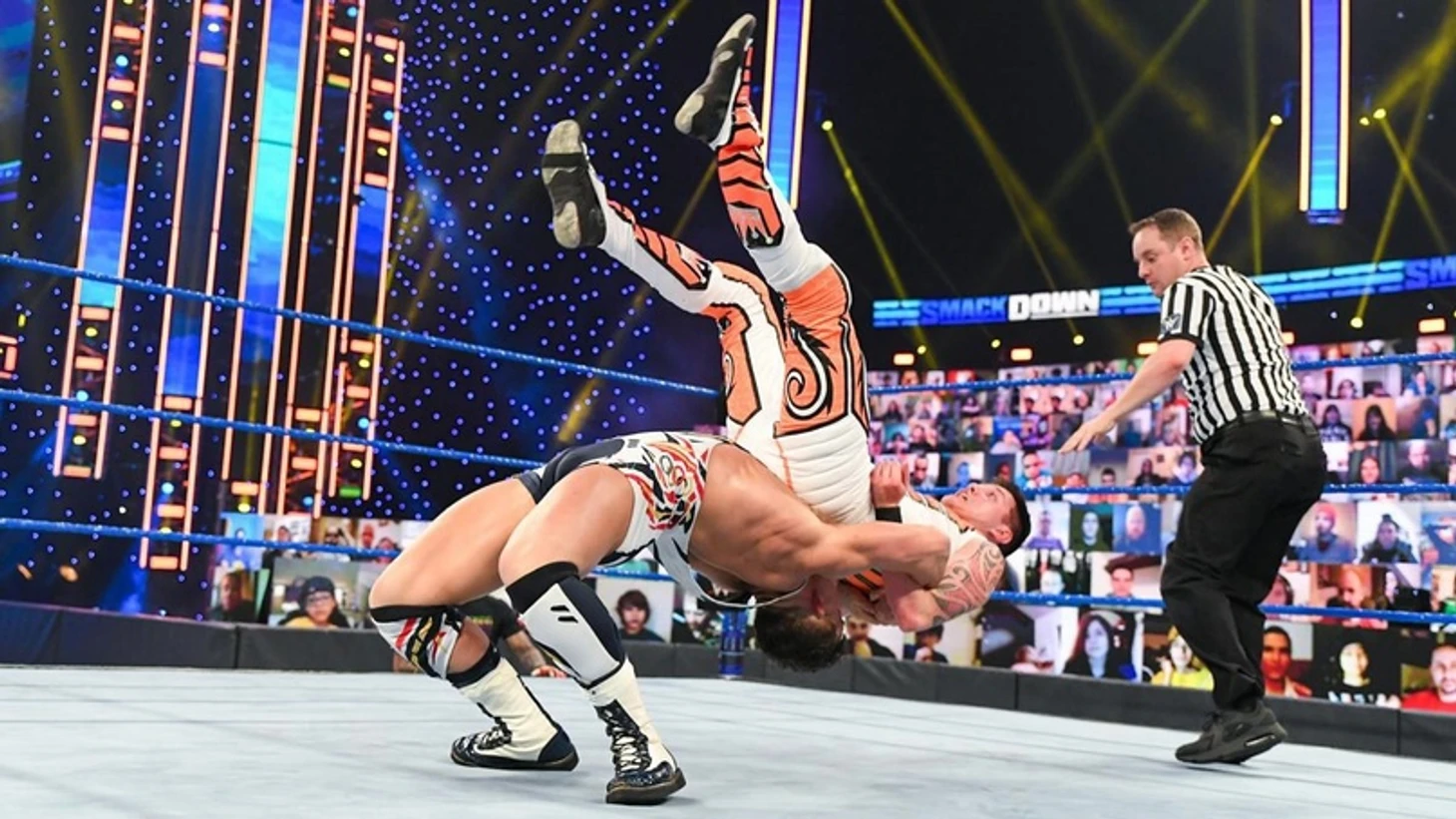 Обзор WWE Friday Night Smackdown 05.03.2021, изображение №11