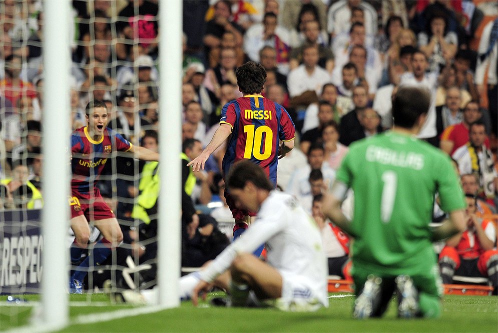 В этот день в 2011 году Месси забивает свой знаменитый соло-гол в ворота &#171;Реала&#187;