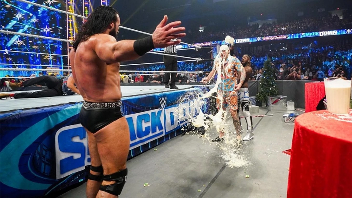 Обзор WWE Friday Night Smackdown: Merry Christmas 24.12.2021, изображение №9