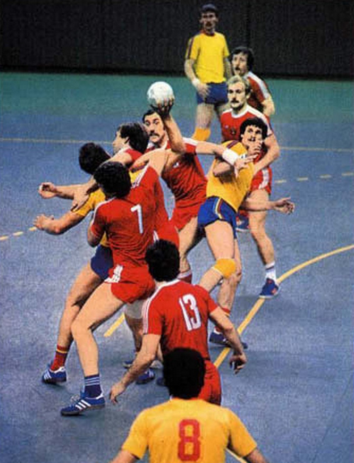 Олимпийский траверс. 1980. Александр Каршакевич: &quout;После финала было стыдно возвращаться в Минск&quout;, изображение №3