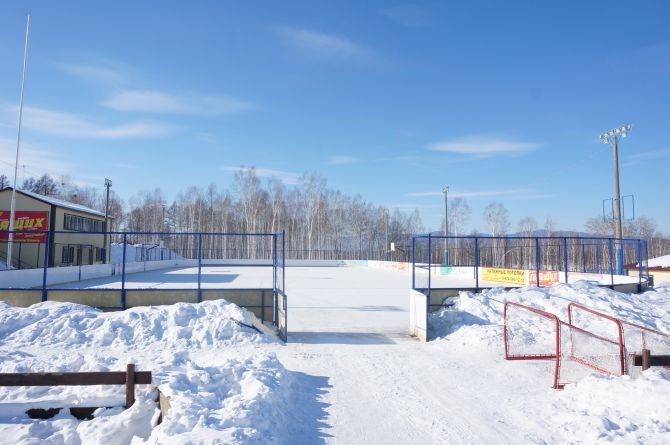 Молоко на льду. “Россия через хоккей” Дмитрия Крюкова