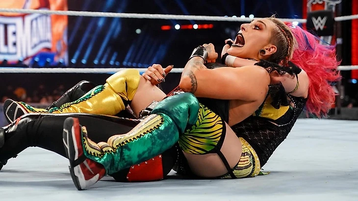 Обзор второго дня WWE WrestleMania 37, изображение №19