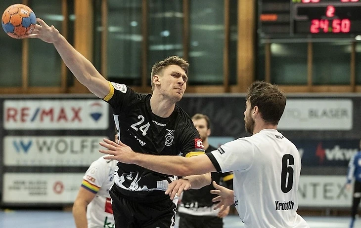 Михаил Виноградов: "В Австрии ЦСКА и Чехов выигрывали бы у всех. Но 4-5 клубов здесь хорошего уровня", изображение №7