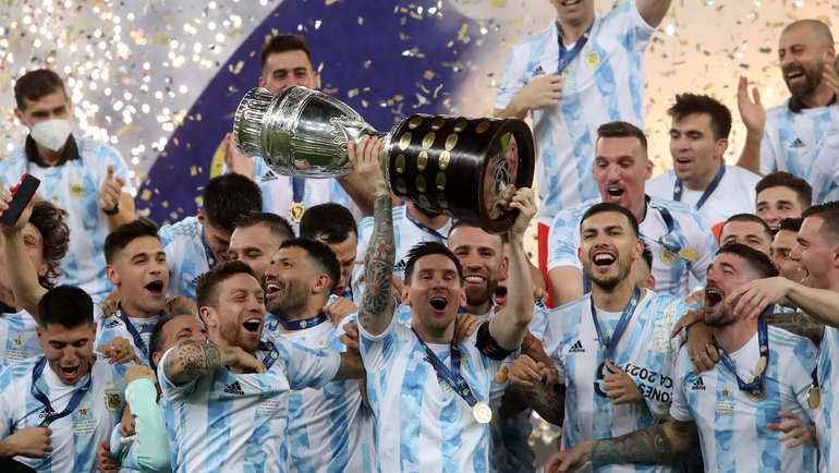 Лучшие Аргентинцы в истории футбола!