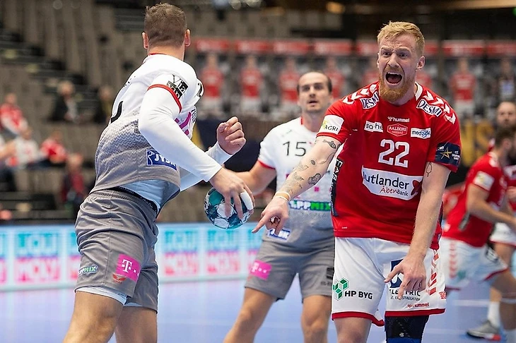 Лига чемпионов. "Пари Сен-Жермен" и "Мотор" — синхронные всплытия в зонах доступа, изображение №4