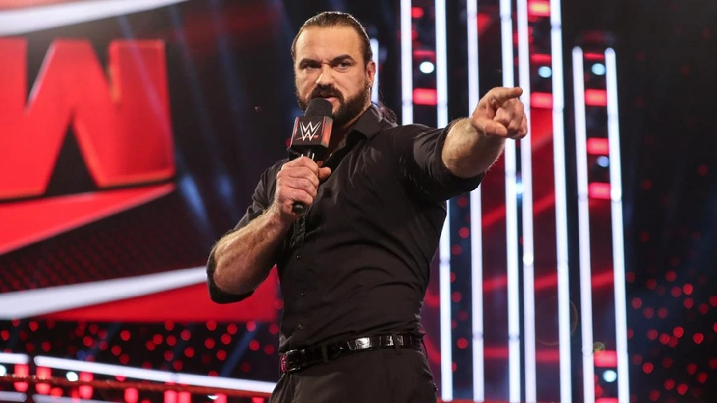 Обзор WWE Monday Night RAW 26.10.2020, изображение №1