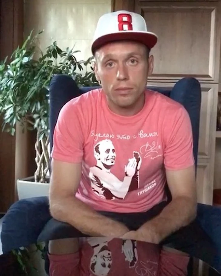 Денис Глушаков