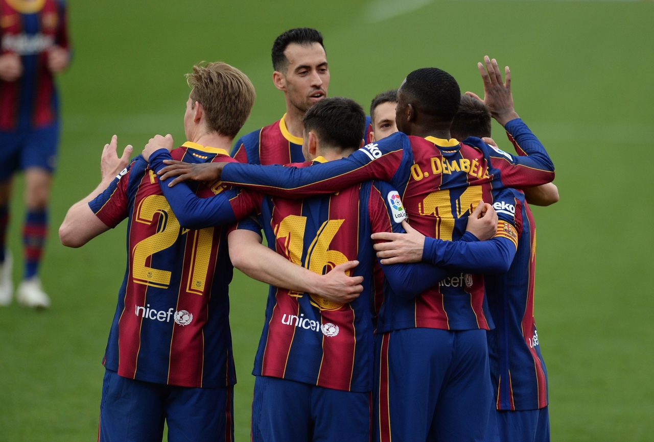 Куман готовится к Кубку Испании: поменял схему на 3-5-2 с активным прессингом, насытил центр за счет опусканий Месси