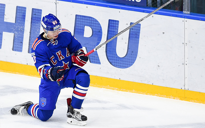 КХЛ прямо сейчас: «Локомотив» попадает в ловушку Захаркина, Чернышенко обманывает всех