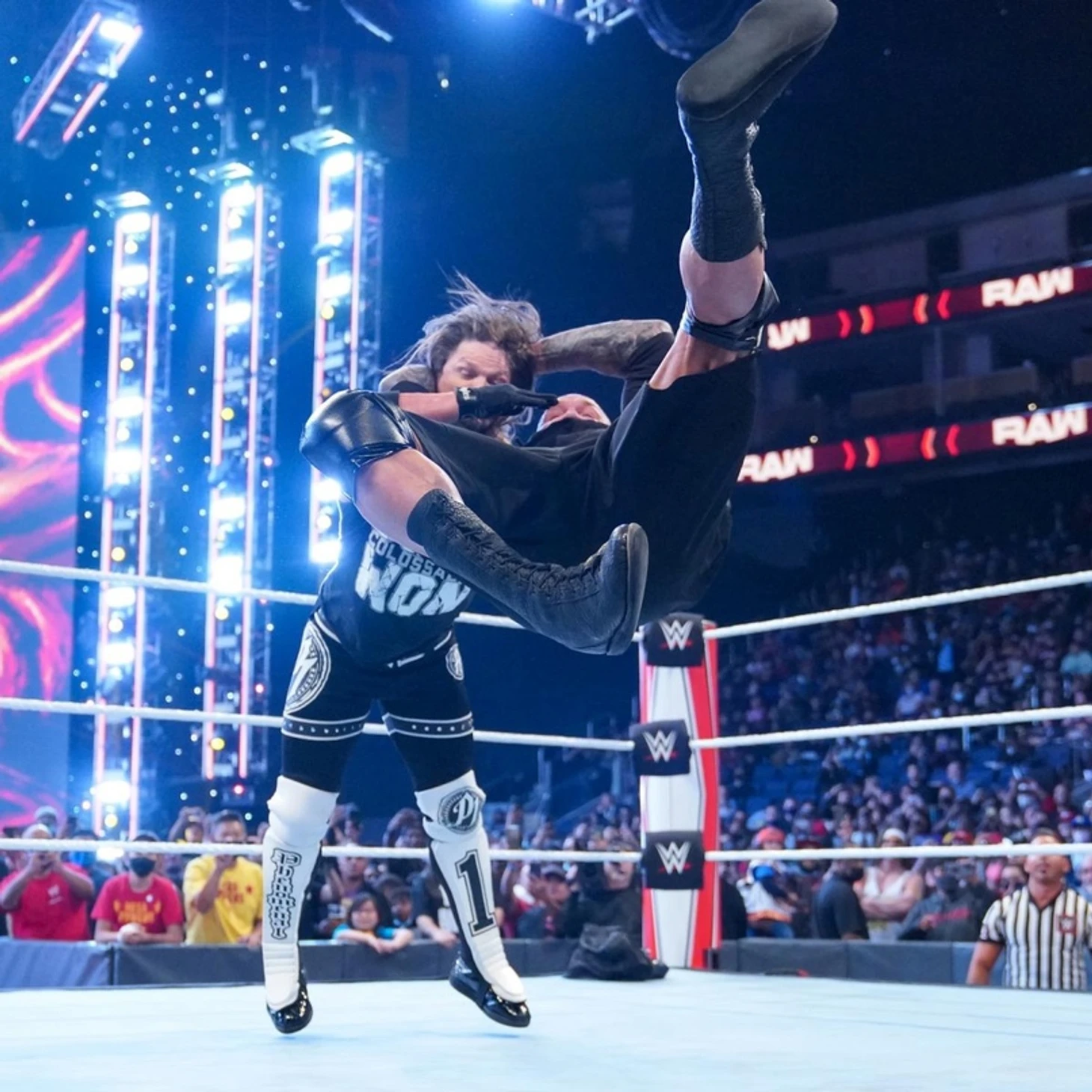 Обзор WWE Monday Night RAW 11.10.2021, изображение №11