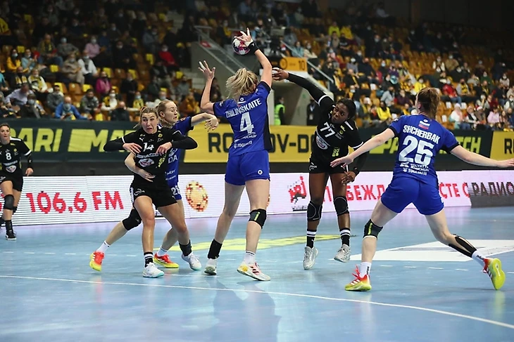 Кубок России. "Лада" нашла красивую атакующую игру, "Ростов-Дон" в погоне за восьмым трофеем подряд, изображение №2