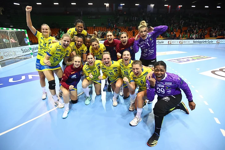 Валерия Маслова: "Майоннад — фантастический работяга. Не видела, чтобы они с Андрюшиной отдыхали", изображение №6