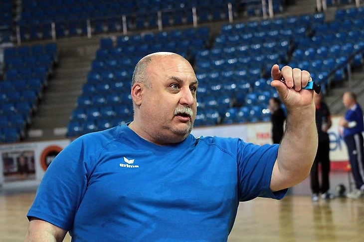 Эксклюзив БЦ. Виктор Рябых: "Меня сразу предупредили — ничего не пить, кроме воды в бутылках", изображение №1