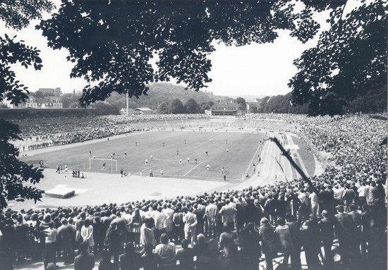 Stadion am Zoo. Казалось бы, при чём здесь велосипед?