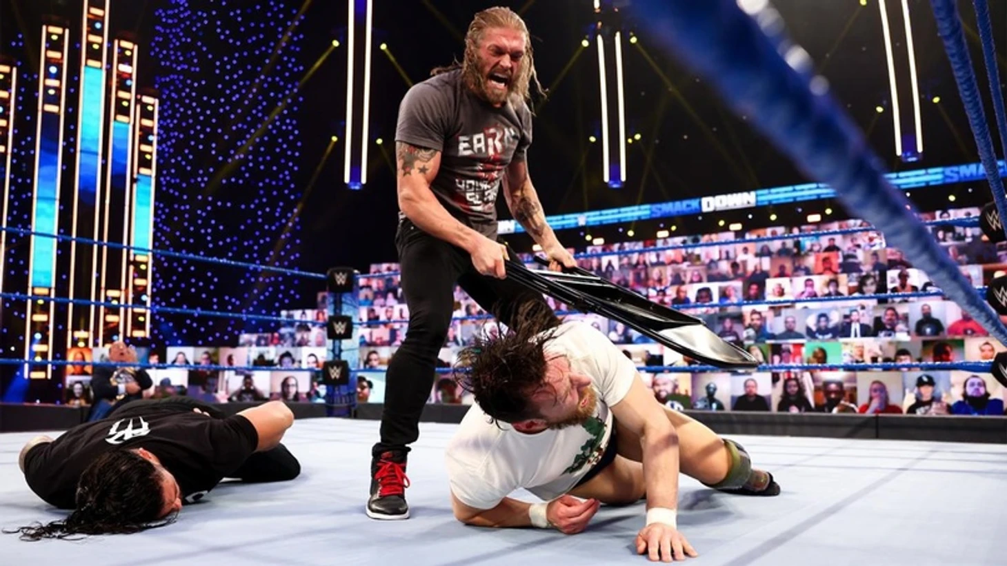 Обзор WWE Friday Night Smackdown 26.03.2021, изображение №27