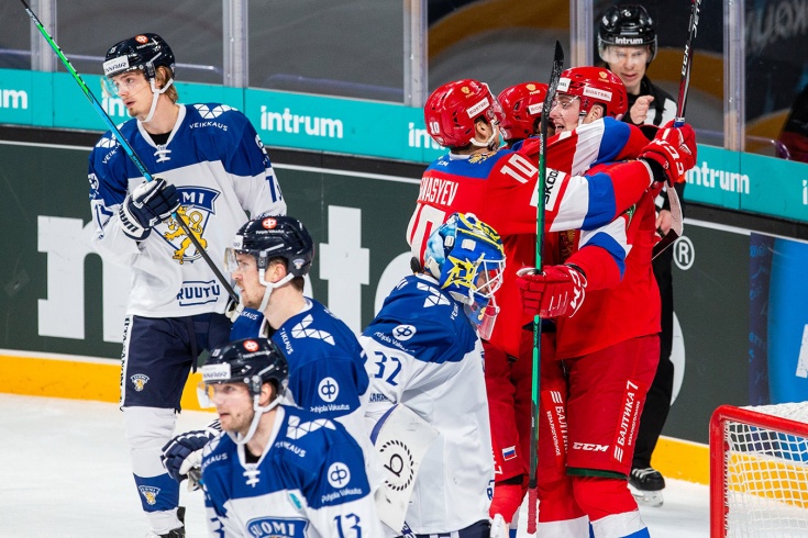 Сборная Финляндии разгромно проиграла в первом матче на Кубке Карьяла
