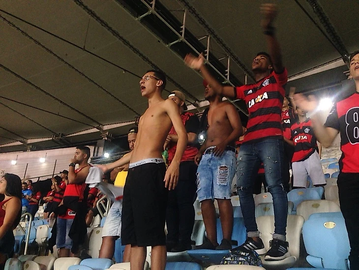 болельщики