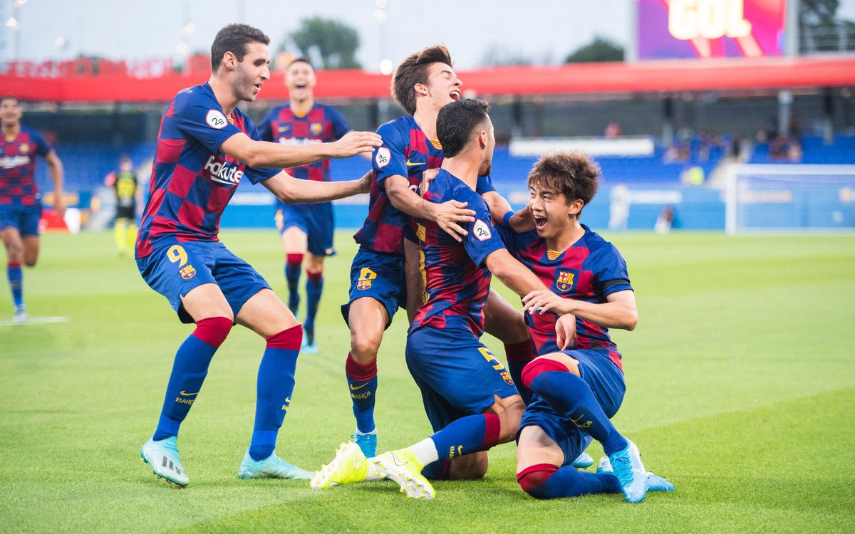 «Так это из-за названного «новым Иньестой» Педри они забыли о Рики Пуче?»