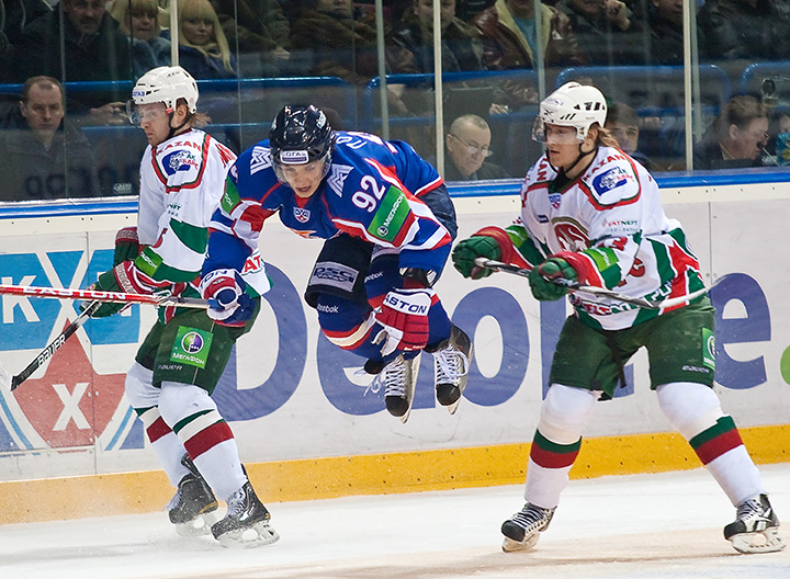 Оставь комментарий и выиграй призы от «Балтики 3». Четвертый тур