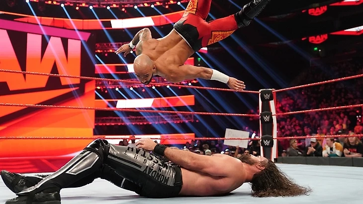 Обзор WWE Monday Night RAW 03.02.2020, изображение №45
