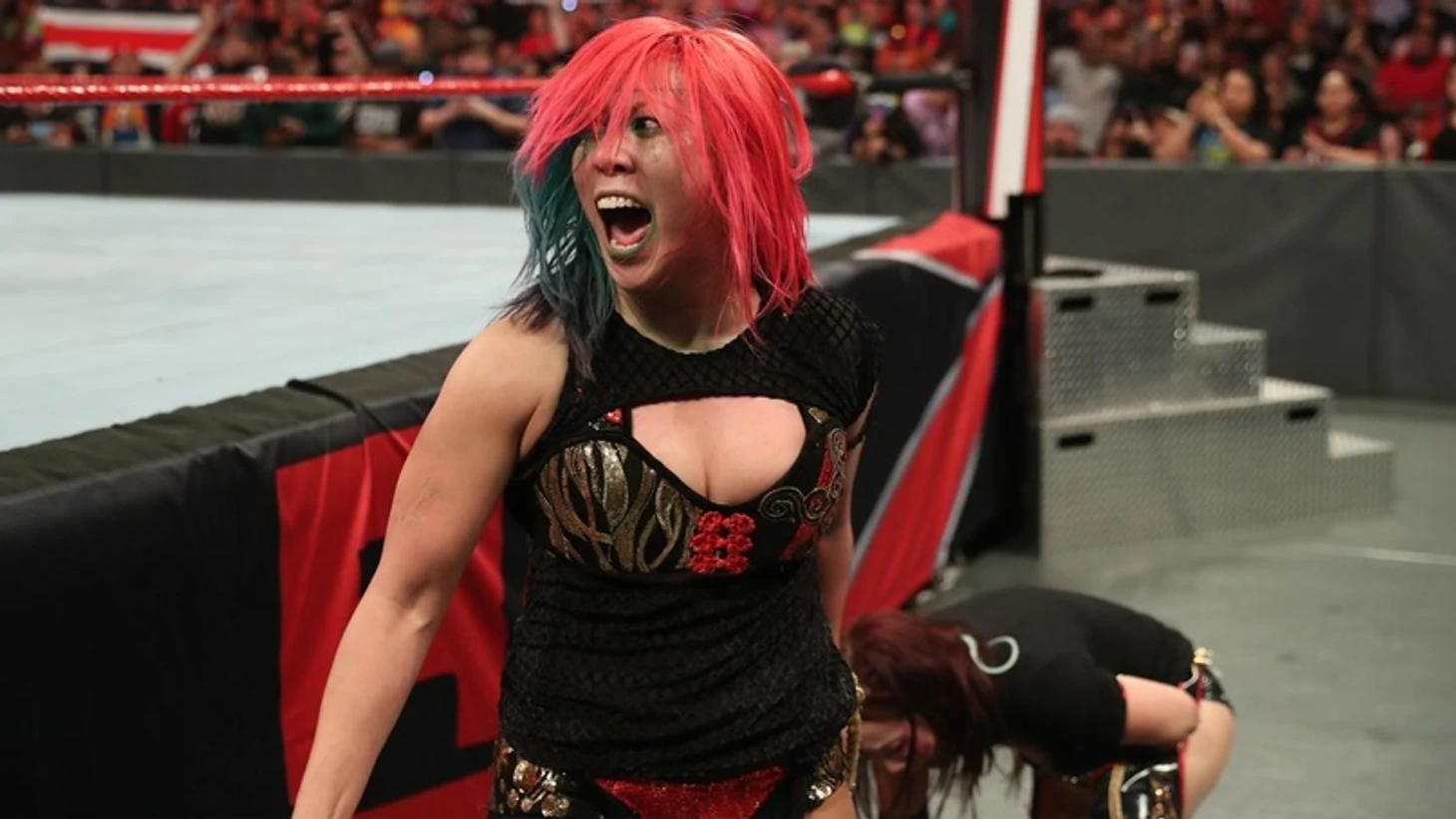Обзор Monday Night RAW 28.01.2020, изображение №14
