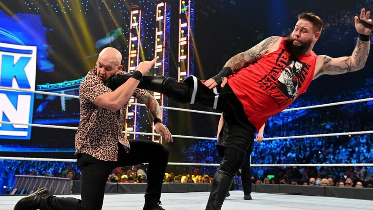 Обзор WWE Friday Night SmackDown 01.10.2021, изображение №5