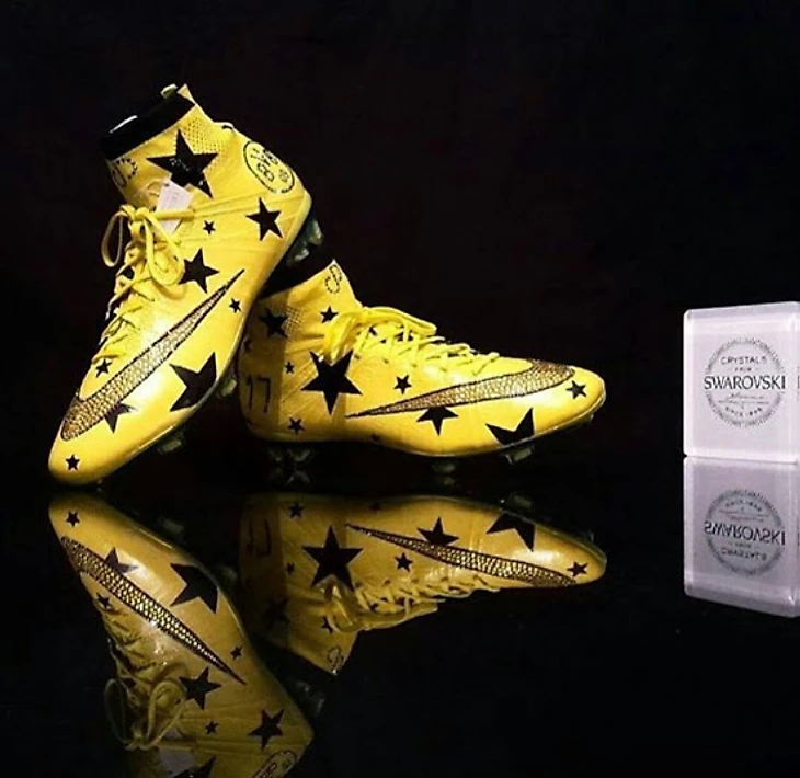 kickster_ru_nike_aubameyang_swarovsky_03