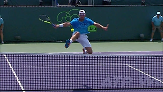 Гоффен-Троицки. Полёт Виктора Троицки над сеткой на турнире ATP Miami (ВИДЕО)