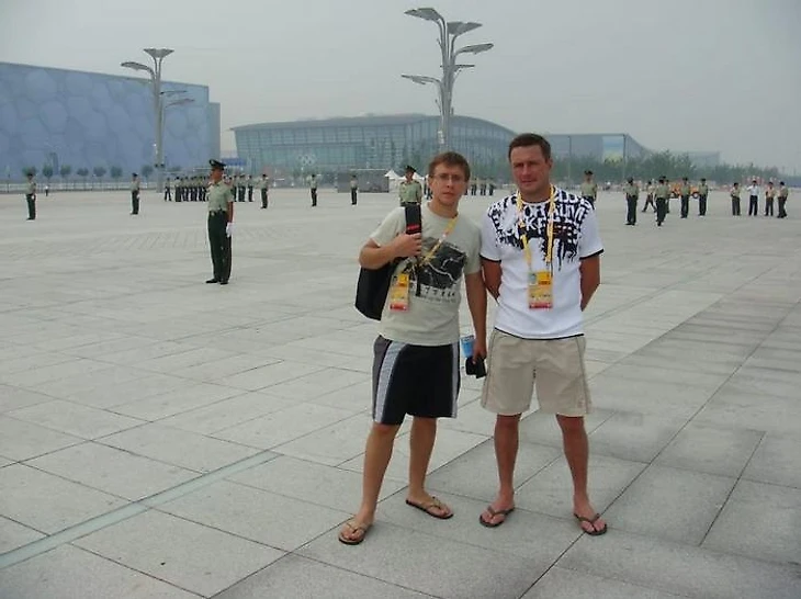 С Артемом Шмельковым