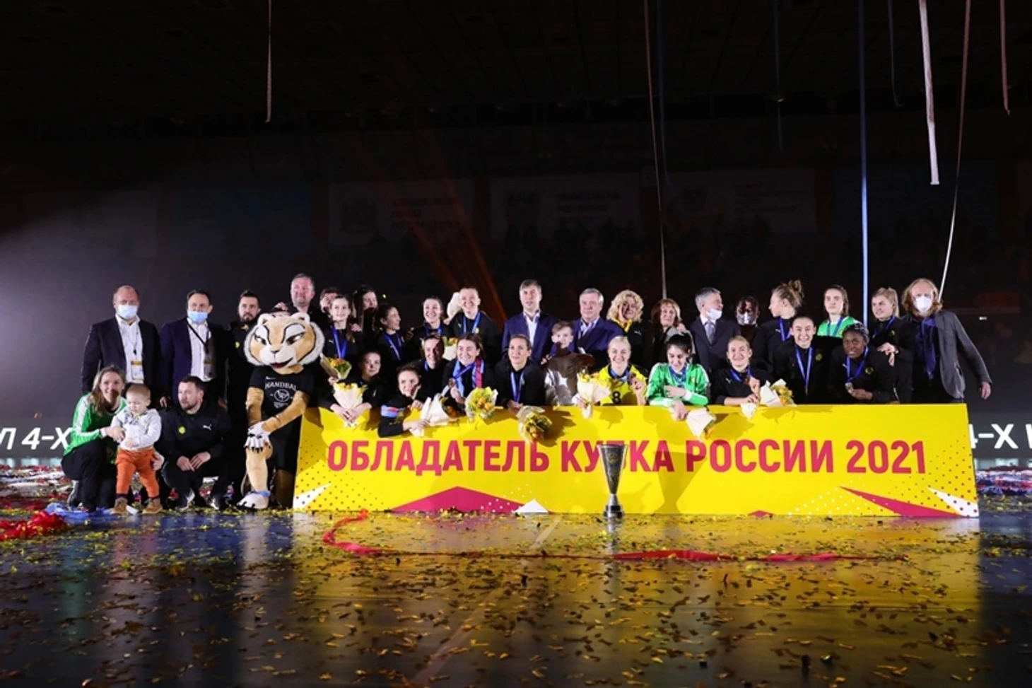 Совершеннолетний Кубок России возвращается домой. История побед "Ростова" и медалей "Лады", изображение №11