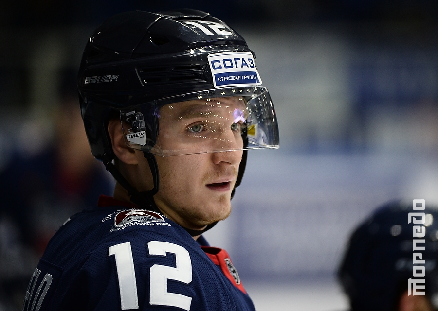Антон Шенфельд: «Дэвид Немировски даёт играть в хоккей, не «режет на корню» импровизацию»