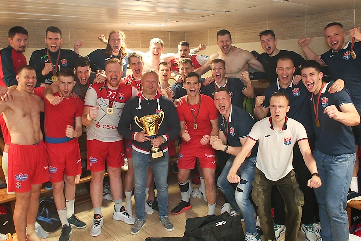 Беларусь. Потеря на вес золота. Бросок Алёхина по пустым воротам под сирену принёс БГК титул, изображение №1