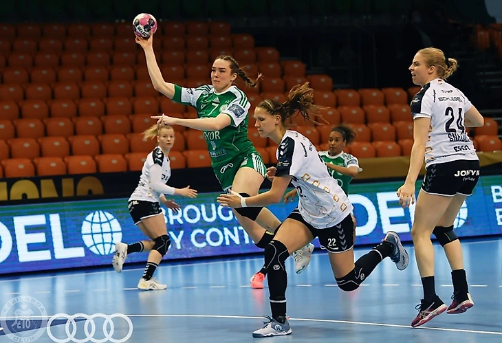 Лига чемпионов. Если бы не Нягу! Как божественная Кристина спасла четвертьфинал для "Бухареста", изображение №3