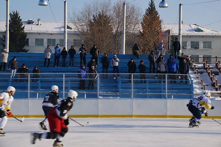 Фрагмент матча &quout;Алмаз&quout; (Зеленогорск) – &quout;Ачинск-Роснефть&quout; (Ачинск)