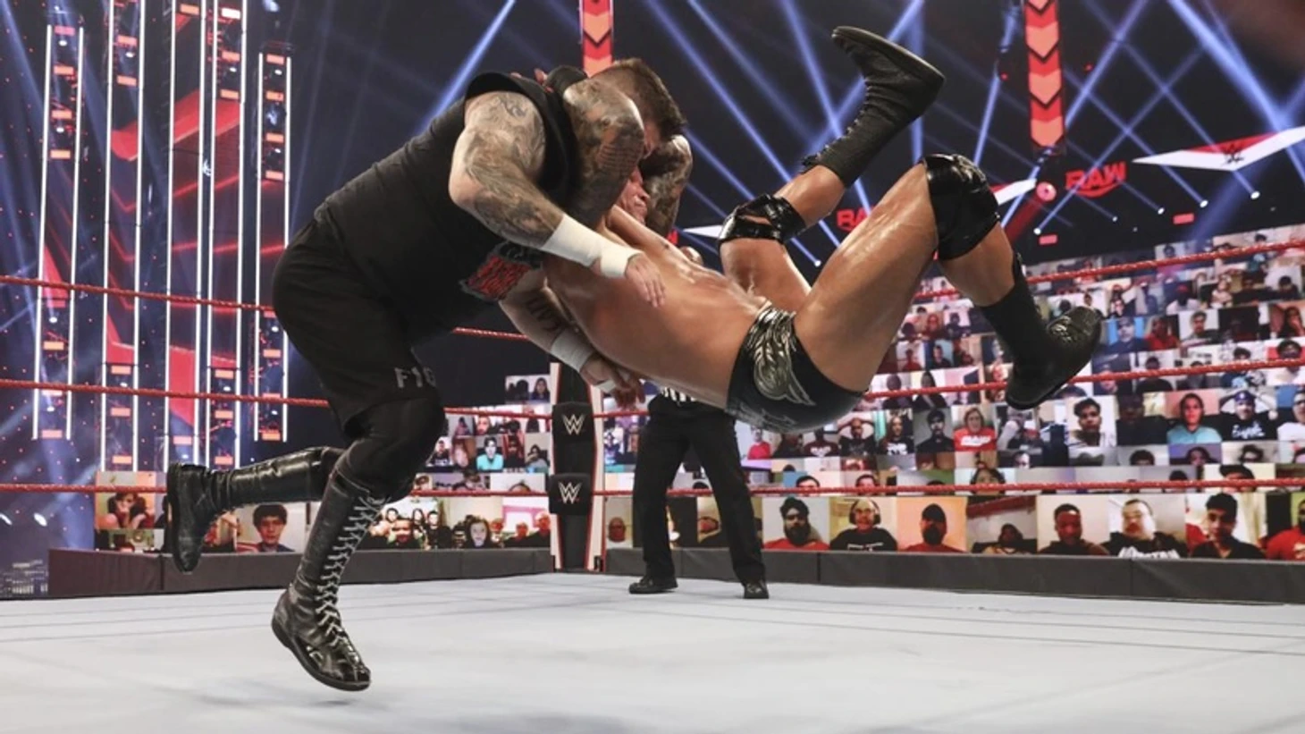 Обзор WWE Monday Night RAW 31.08.2020, изображение №9