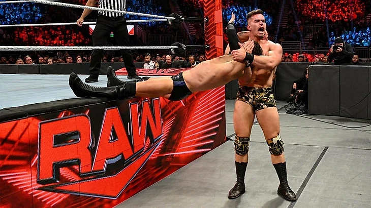 Обзор WWE Monday Night RAW 20.12.2021, изображение №8