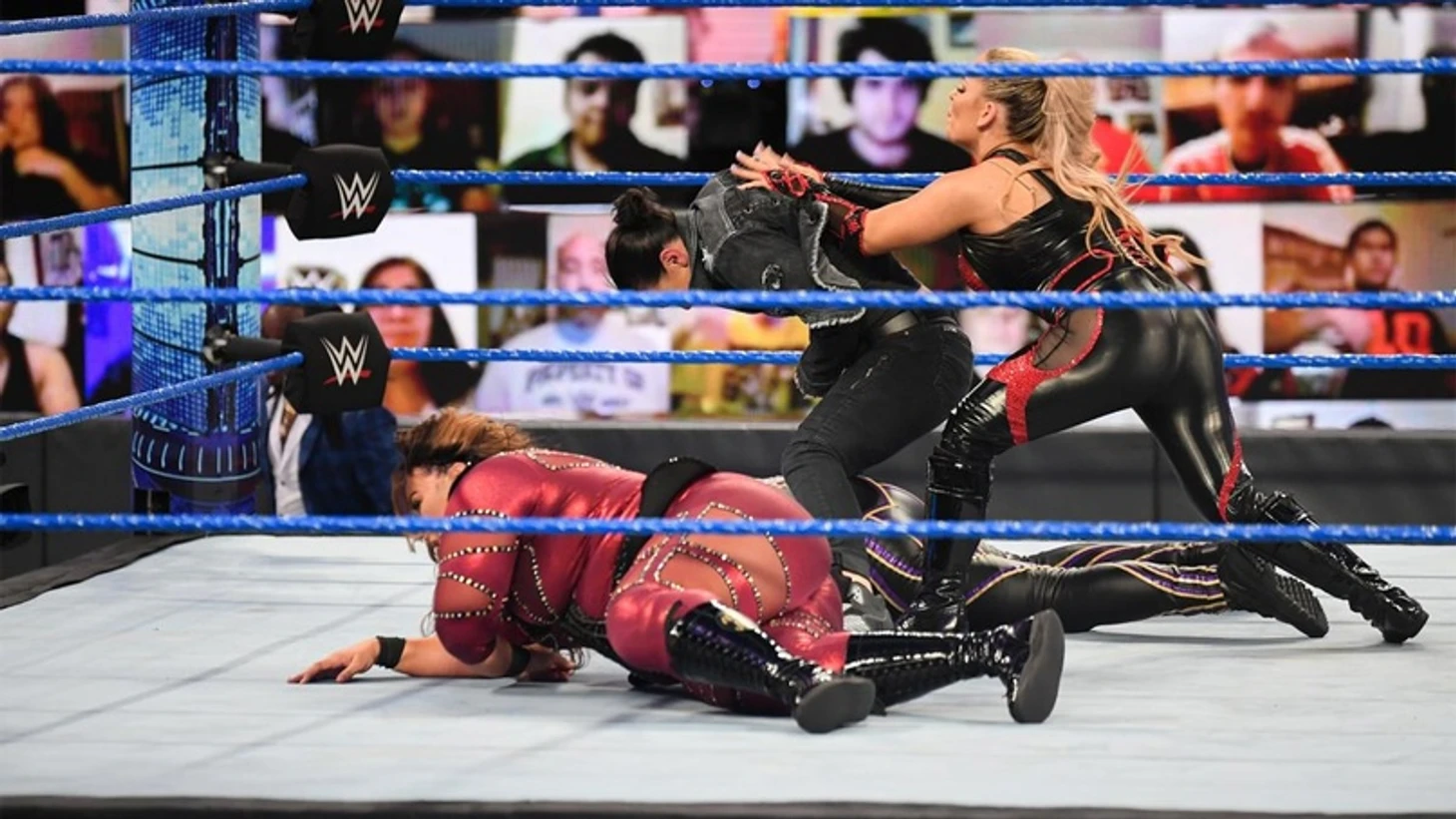 Обзор WWE SmackDown 09.04.2021, изображение №7