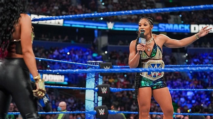 Обзор WWE Friday Night Smackdown 06.08.2021, изображение №5