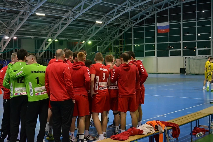 Чемпионат России. Битвы аутсайдеров: "Виктор" может вздохнуть чуть свободнее, изображение №3