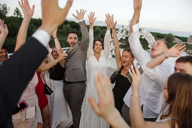 Артур Мишустин: "Когда соглашался с женой на эту авантюру, был уверен, что никто нас не выберет!", изображение №4