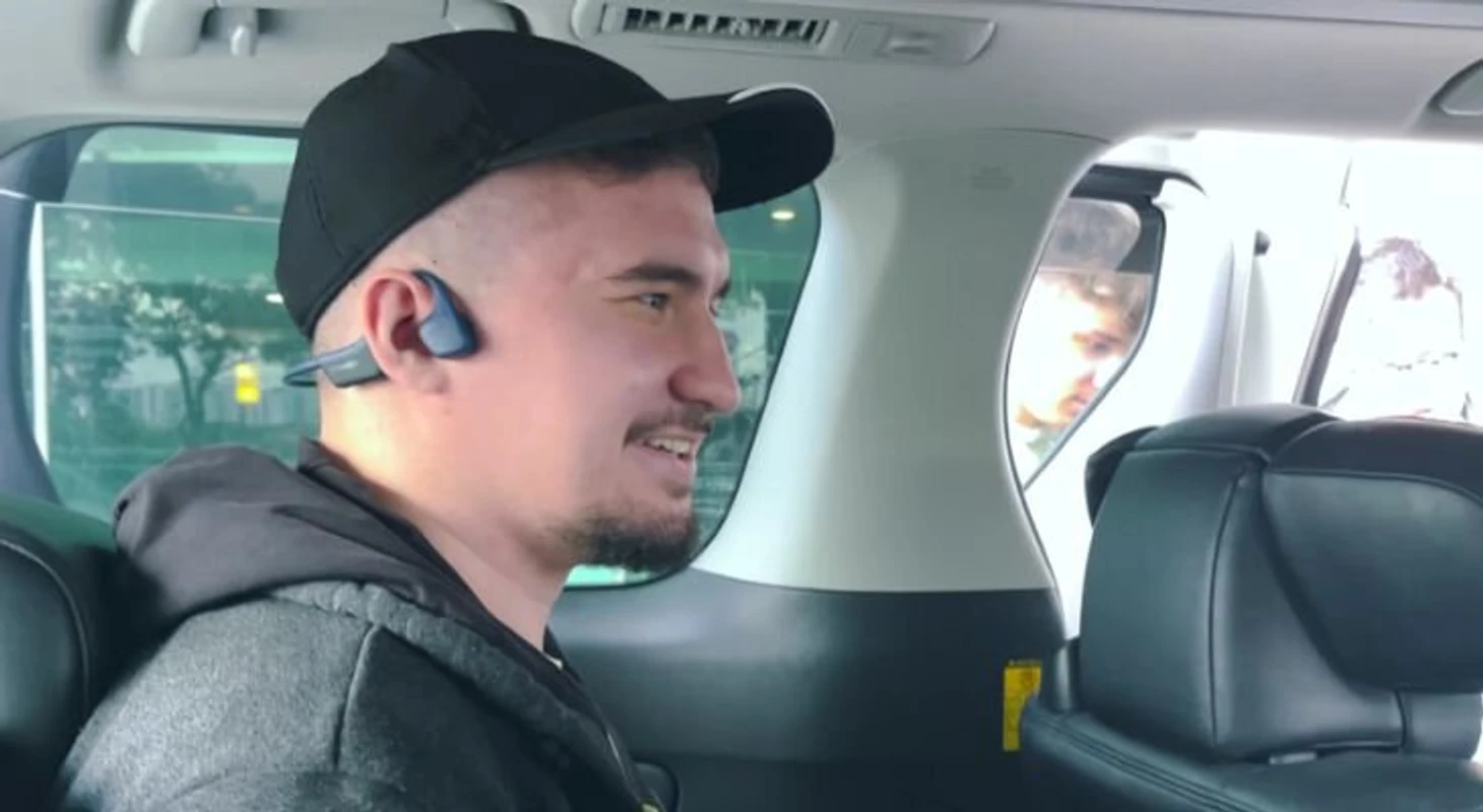 Найдете здесь Ларла?