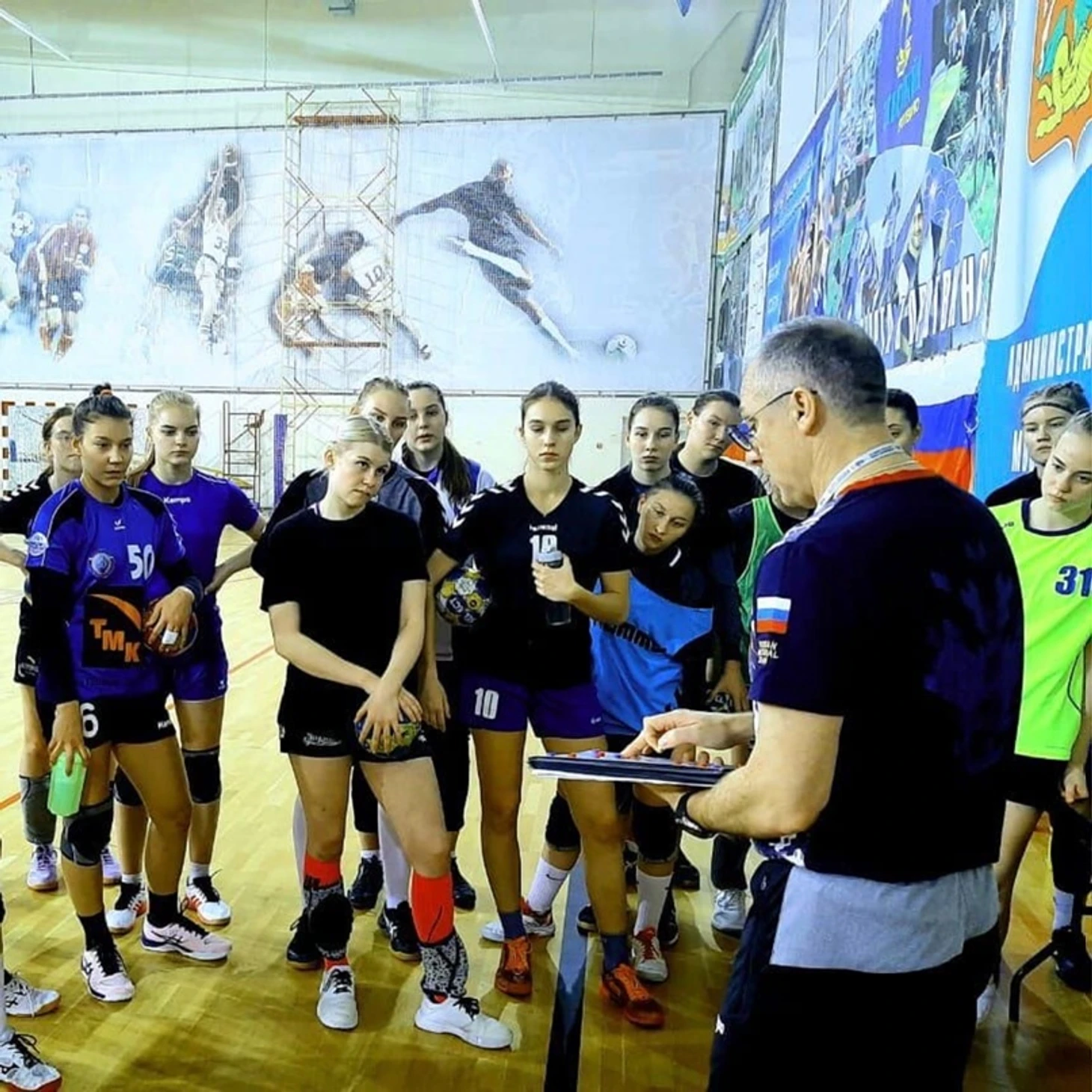 Девичья сборная Алексея Гумянова на сборе в Подмосковье. "Да, была у меня "Феррари", изображение №3