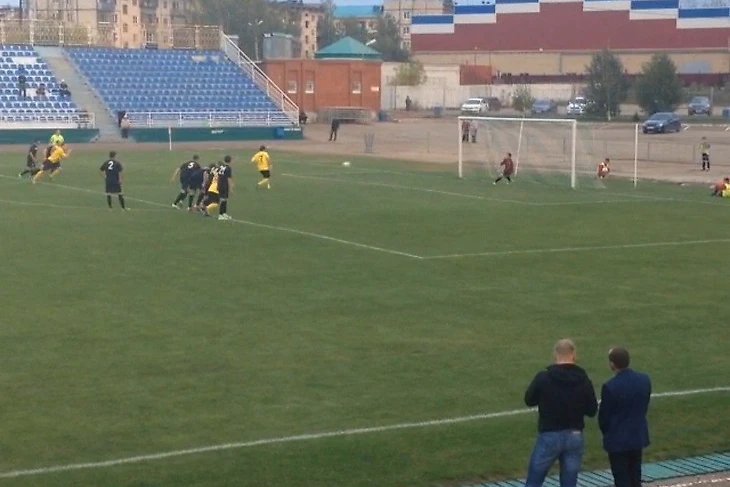 Стадион Алнас